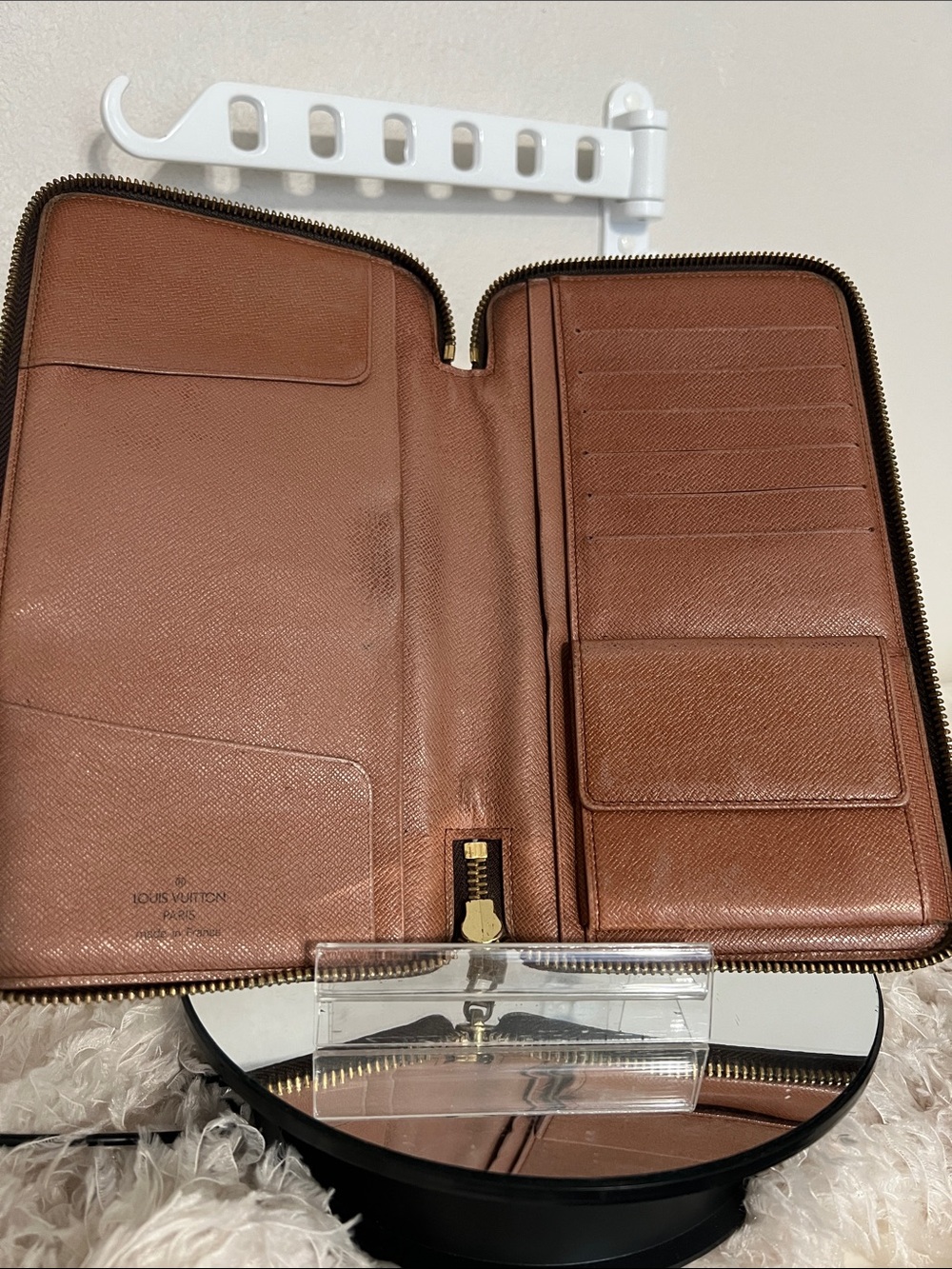 Louis Vuitton Monogram Zippy Travel Organizer - Picture 7 of 12